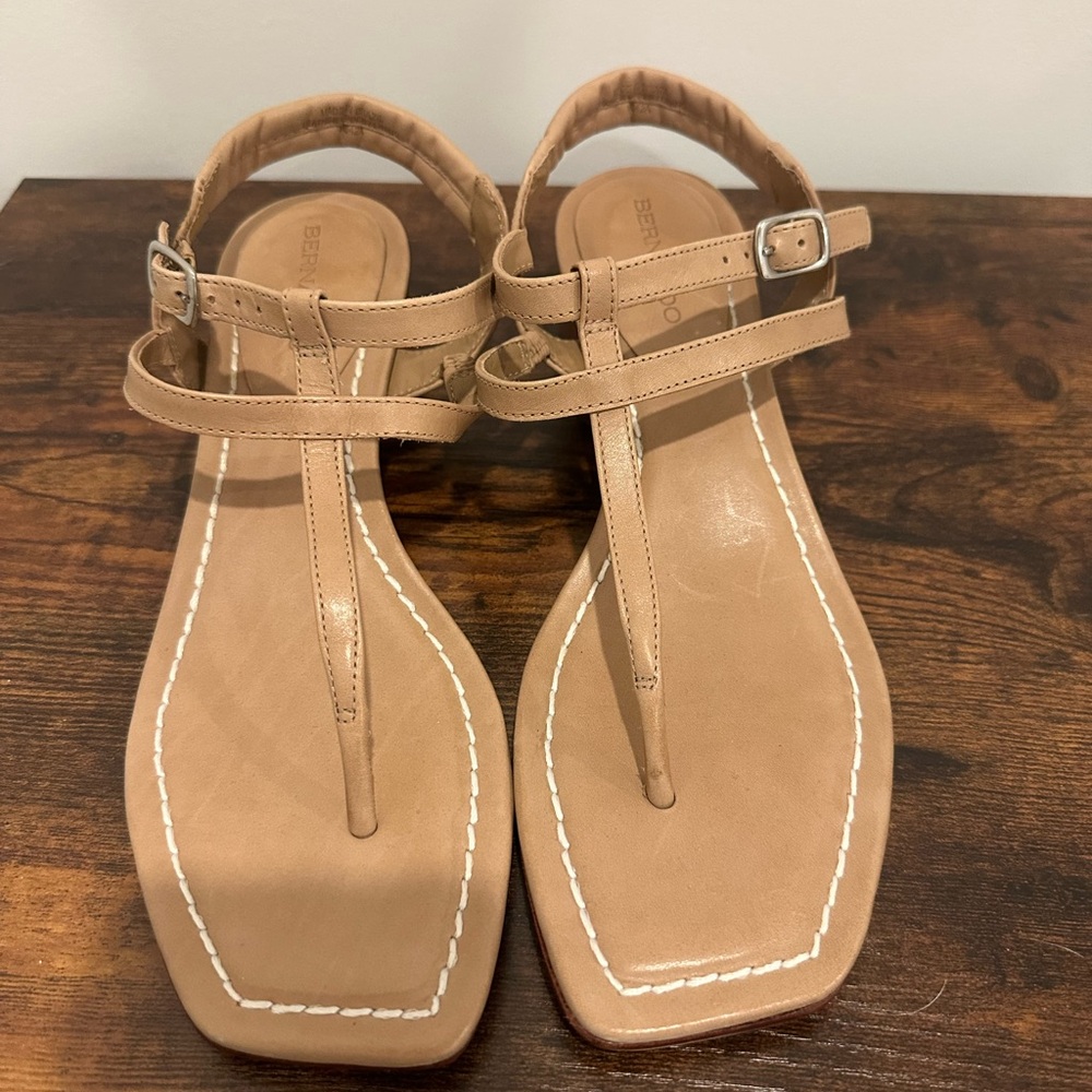 Bernardo Beige Strappy Sandals. Worn once.